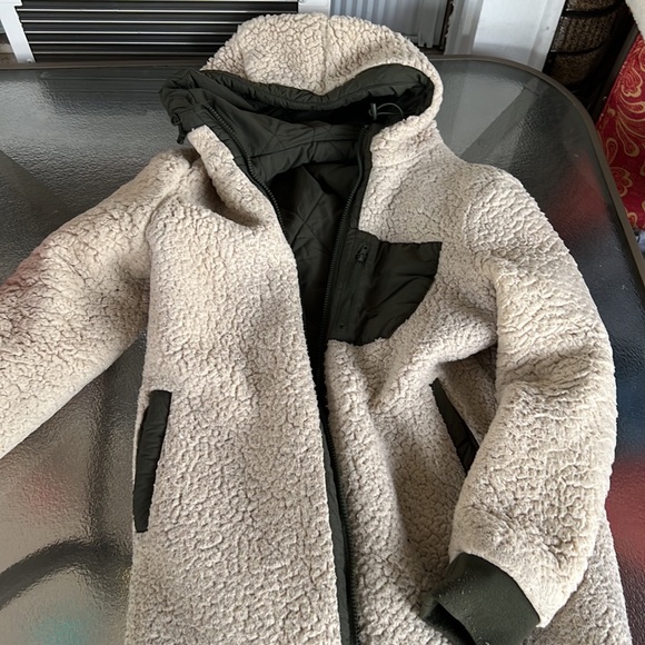 Reversible coat - Picture 3 of 4